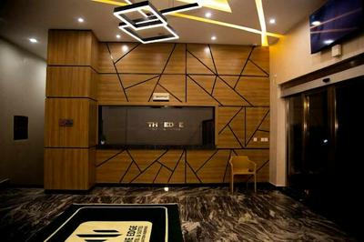 The Edge Hotel and Suites