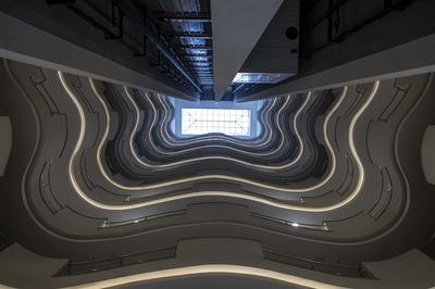 Capital Sapphire Line 1 bed  by YourHost