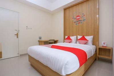 OYO 999 Garuda Guesthouse