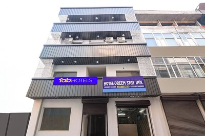 Fabhotel Dream Stay Inn