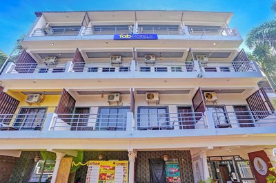 Fabhotel Golden Horizon