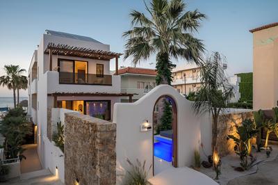 Soleil Rooms and Suites