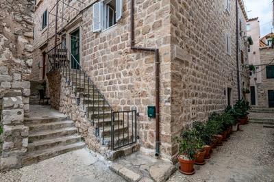 MIRABILIS - studio apartment - Old Town