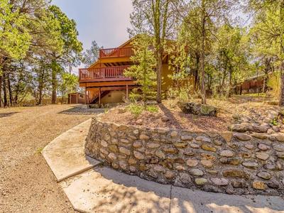 Mockingbird Cabin by Ruidoso Vacation Rentals