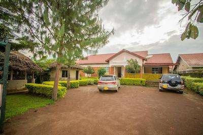 Muhabura Motel