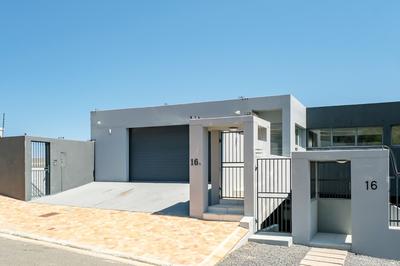 Amazing Views and Holiday Living at Khalanga Penthouse