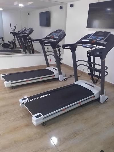 Whitehart Hotel & Apartments Wuye