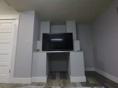 Anne Haven Spacious Retreat DT Seattle