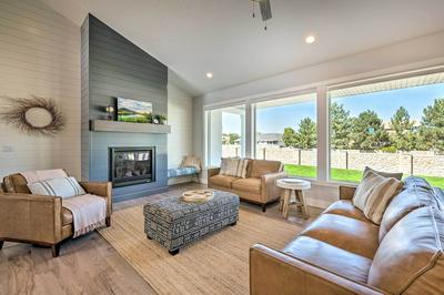 Modern Group-friendly Home, 15 Mi to Downtown Slc!