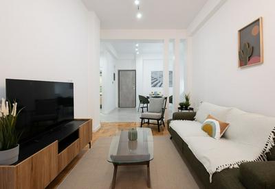 LIV - Comfortable Stylish Escape in Pagrati