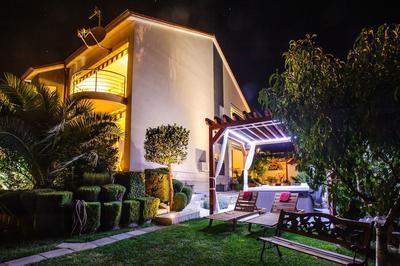 Apartment and Rooms Ana