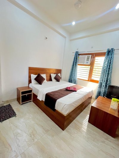 Hotel Govind Priya Dham Near Prem Mandir