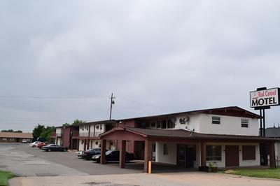 Red Carpet Motel