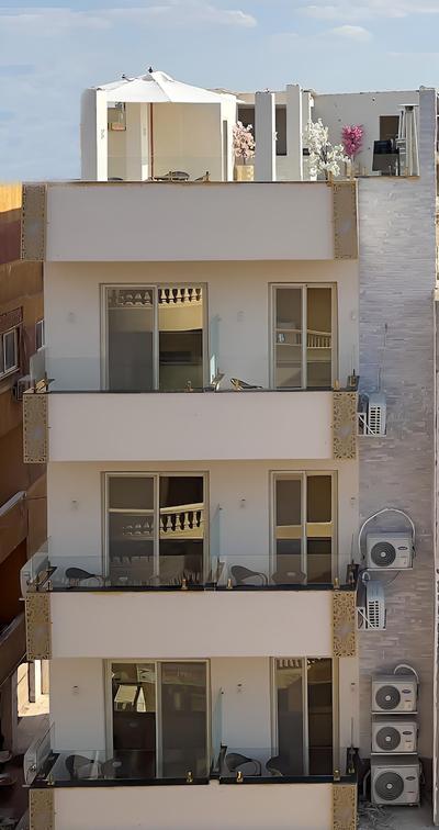 Rizk Pyramids View Hotel