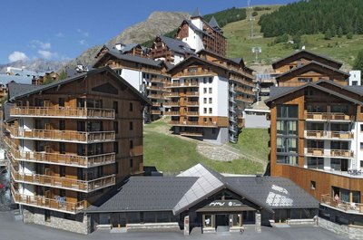 Apartment in Les Deux Alpes With Mountain Views