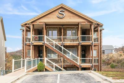 Cliffside Lake Retreat - 2 Bdr, Walk to Table Rock