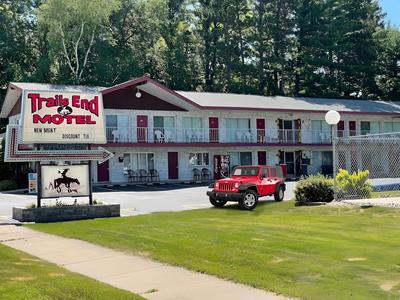 Trails End Motel