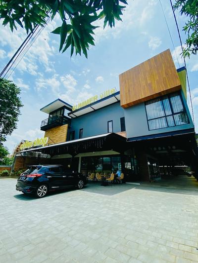 Summerville Hotel & Coffee Shop