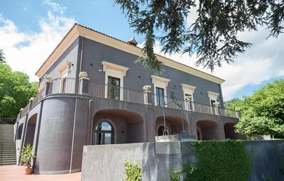 Santoro Country House