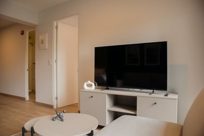 w Prime 2BR w/ Balcony in Miraflores