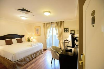 Hotel Villa Morra Suites