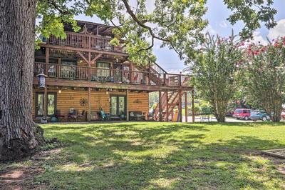 3 Mi to Great Smoky Mtn NP: Riverfront Retreat