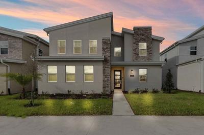 6 Bedrooms S / Storey Lake Home by RedAwning