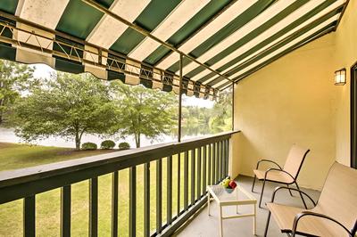 Niceville Condo w/ Pool Access < 8 Mi to Destin!