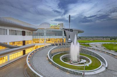 Rumanza by Pearl Continental