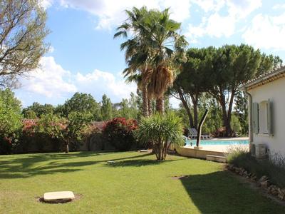 Luxe Villa With Pool in Lorgues