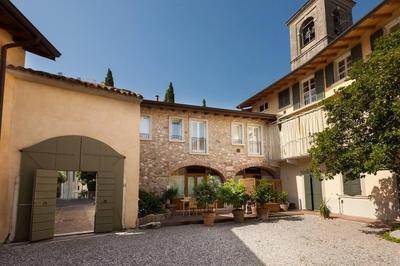 Barchi Resort Apartments Suites Villa Castello - Patio Villa Castello