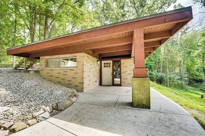 Fire Pits & Grill: Lakefront Jackson Home