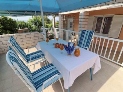 Apartments Villa Marijana - One Bedroom Apartment With Terrace and Garden View
