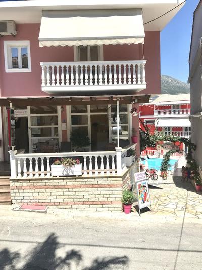 Villa Antonis