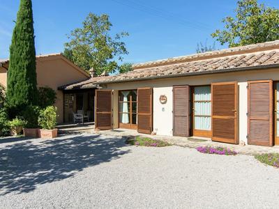 Holiday Home in Cortona With Pool