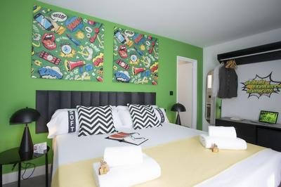 Casual Pop Art Hotel
