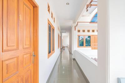 RedDoorz @ Pemuda Street Cirebon