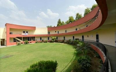 Magpie Tourist Resort