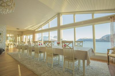 Arctic Panorama Lodge