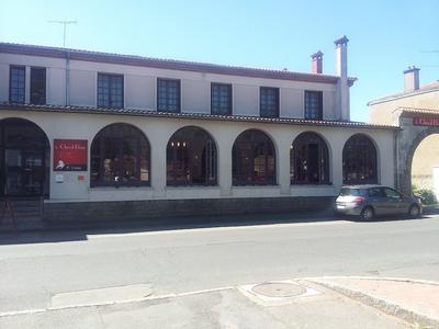 Hôtel Restaurant Le Cheval Blanc