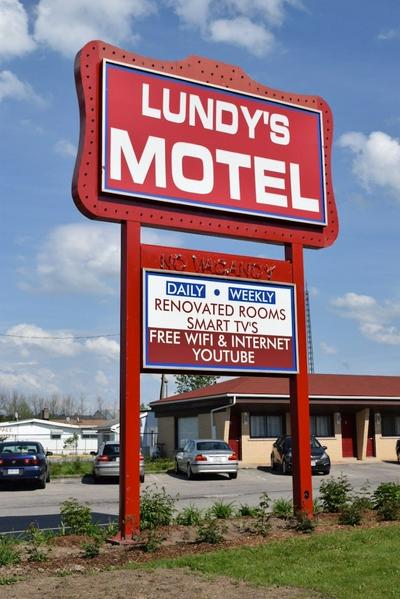 Lundy's Motel