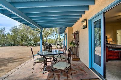 Sunny Tucson Home w/ Patios on 5 Acres!
