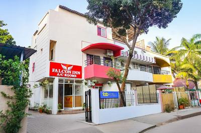 FabHotel New Falcon Inn