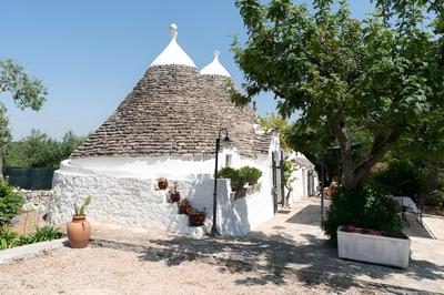 Trulli Nora con piscina
