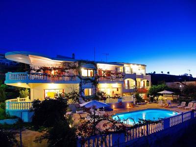 Rouladina Apt 6 in Stalos