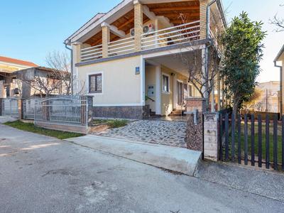 Apartment in Jasenice Near Maslenica Beach