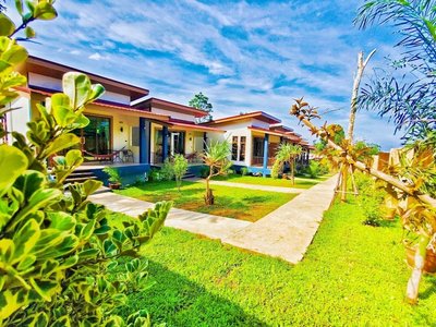 The Holiday Garden View