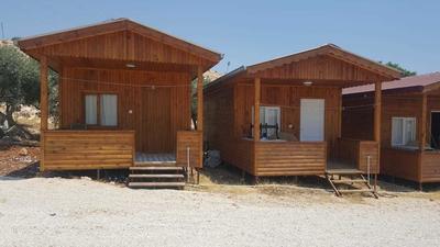 Bobus Restaurant & Bungalow