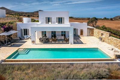 The Gallery Home - Elegant Villa In Antiparos