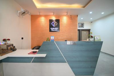 Hotel Gurudev Palace